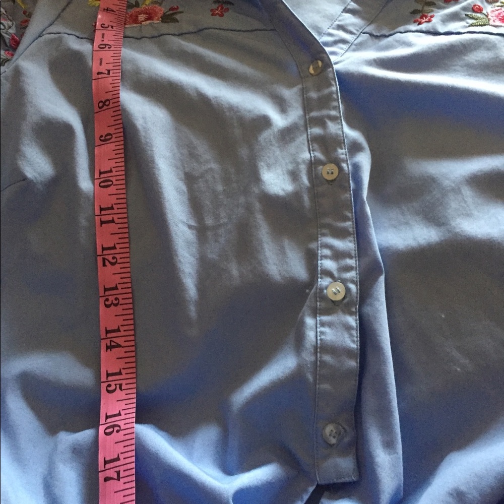 Blouse - Picture 6 of 8